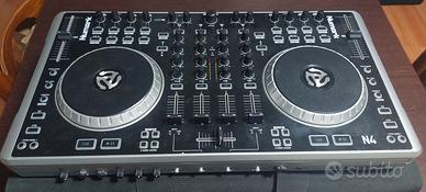 Consolle dj Numark n4 usata con custodia Magma