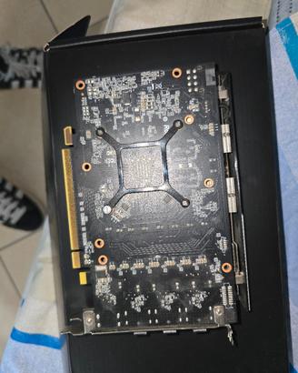 PC DA GAMING + 2 MONITOR + TASTIERA + EXTRA 