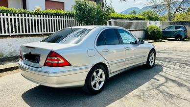 PelleTotale,Sedili Elet,Tagliandi,Gommata,ClimaBiz