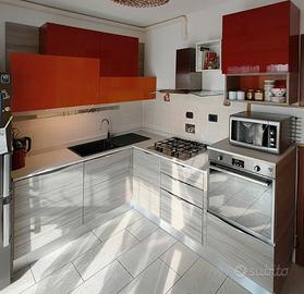 Cucina completa - Veneta Cucine