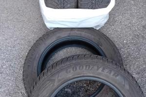 quattro gomme invernali Goodyear 185/65 R15