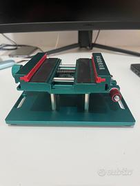 STRUMENTO PER RIPARAZIONE SMARTPHONE