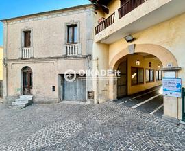 Intera palazzina da ristrutturare in pieno centro