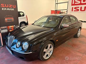 JAGUAR S-TYPE CAMBIO AUT. .Diesel 2700 CV 207 con 
