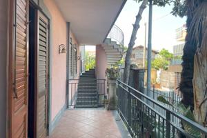 Stanza Per Lavoratori/Studenti Zona Carubella