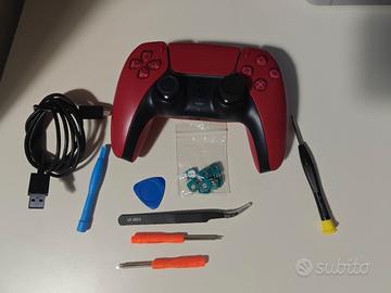 Sony DualSense PS5 Rosso + Kit Manutenzione