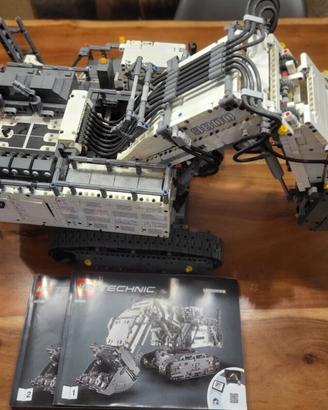Lego Technic 42100 Liebherr R 9800