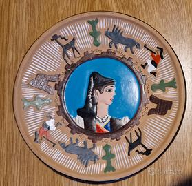 Piatto da parete in ceramica. Artigianato Sardo
