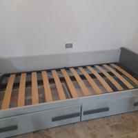 Lettino con rete e materasso marca Arredissima