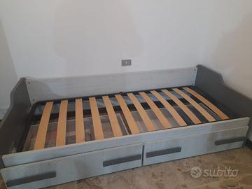 Lettino con rete e materasso marca Arredissima