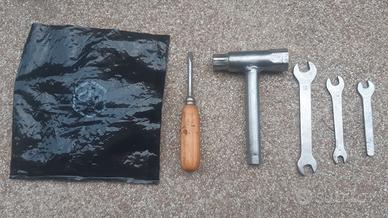 Vespa Rally Attrezzi Originali