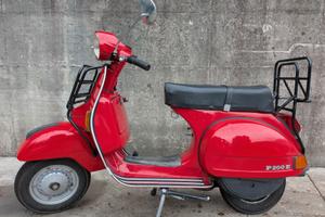 Vespa PX200E Arcobaleno