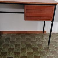 scrivanie anni 60 mid-century