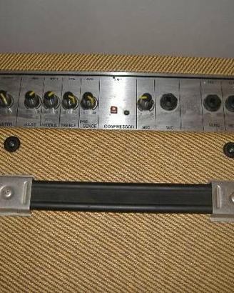 Eko XB5OW amplificatore per basso