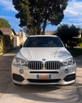 BMW X5 M50