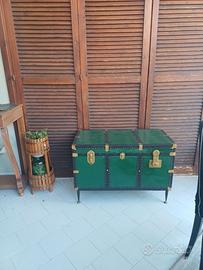 vecchio baule vintage restaurato 