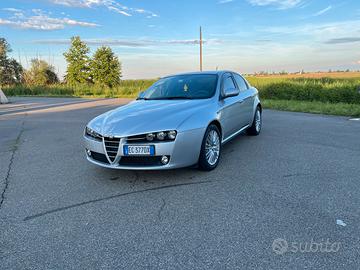 Alfa Romeo 159 2.0 jtdm 170 anno 2011 euro 5