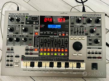 Roland Mc 505