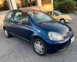 Toyota Yaris 1.0i