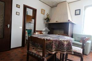 RUSTICO A CASTELLALTO