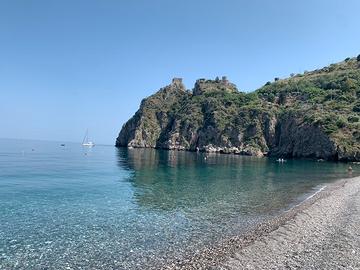 Grande appartamento sul mare vicino Taormina