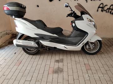 Burgman 400