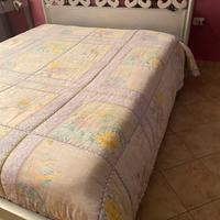 Struttura letto matrimoniale