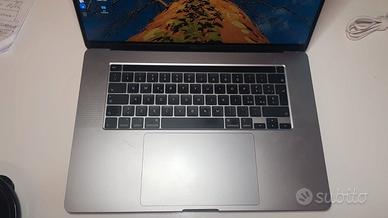 MacBook Pro 16' 2019 i9 8core Ram 64GB SSD 1T
