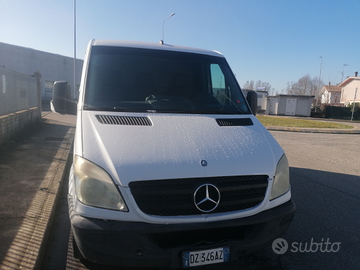 Mercedes sprinter 2.2d