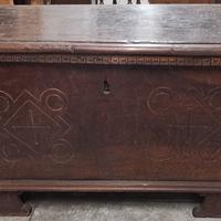 ANTIQUARIATO CASSAPANCA NOCE EPOCA '600 / '700