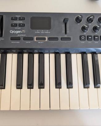 M-Audio Oxygen 25 (3rd Gen) Tastiera MIDI