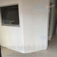Negozio Loreto Aprutino [A4329291]