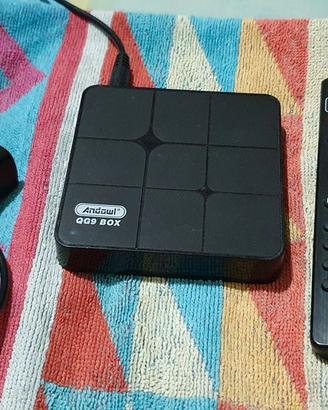 box smart tv  4/64 gb memorie