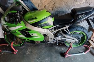 Kawasaki ninja 900 a carburatori 