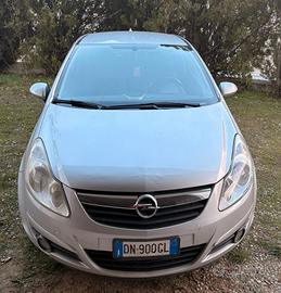 Opel Corsa 1.2 benzina 82 cv