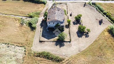 RUSTICO A SAN BENEDETTO DEL TRONTO