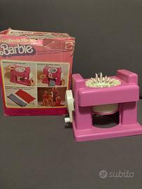 vendo MAGLIERIA MAGICA BARBIE anni '80  Giocattoli d'infanzia, Giocattoli  anni 90, Ricordi