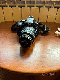 Video camera Nikon D100 , come nuova mai usata