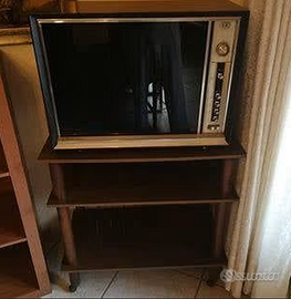 tv d'epoca non funzionante a 49 euro