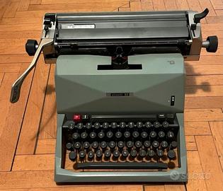 Olivetti 82 macchina da scrivere