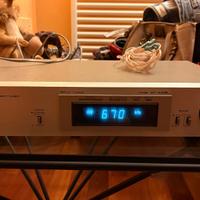 AKAI FM AM STEREO TUNER ( Modello AT-K03L) Anni 80