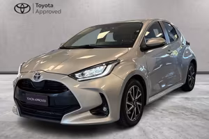 Toyota Yaris Hybrid Trend MY22