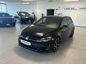 VOLKSWAGEN Golf GTI 2.000 BENZINA 245 CV PERFORM