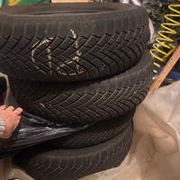 Gomme auto 185/65 R15T Continental invernali