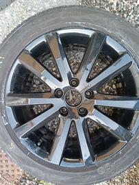 Cerchi in lega 17" VW Passat + gomme 235 45 17