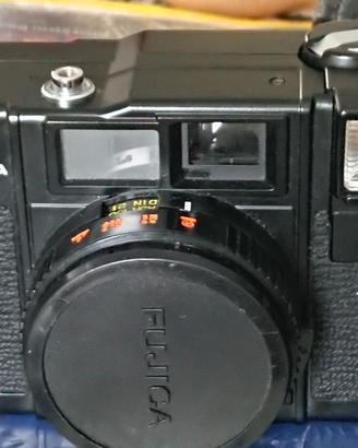 fotocamera flash fujica s usata