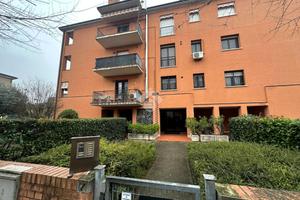 3 LOCALI A MIRANDOLA