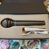 Microfono AKG D-310