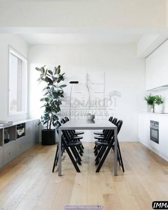 Attività / Licenza di 50 m² con 1 locale a Sansepo