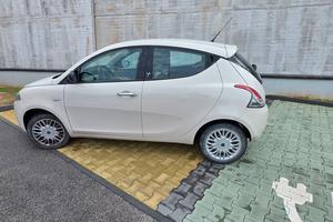 Lancia Y 1200 anno 2016